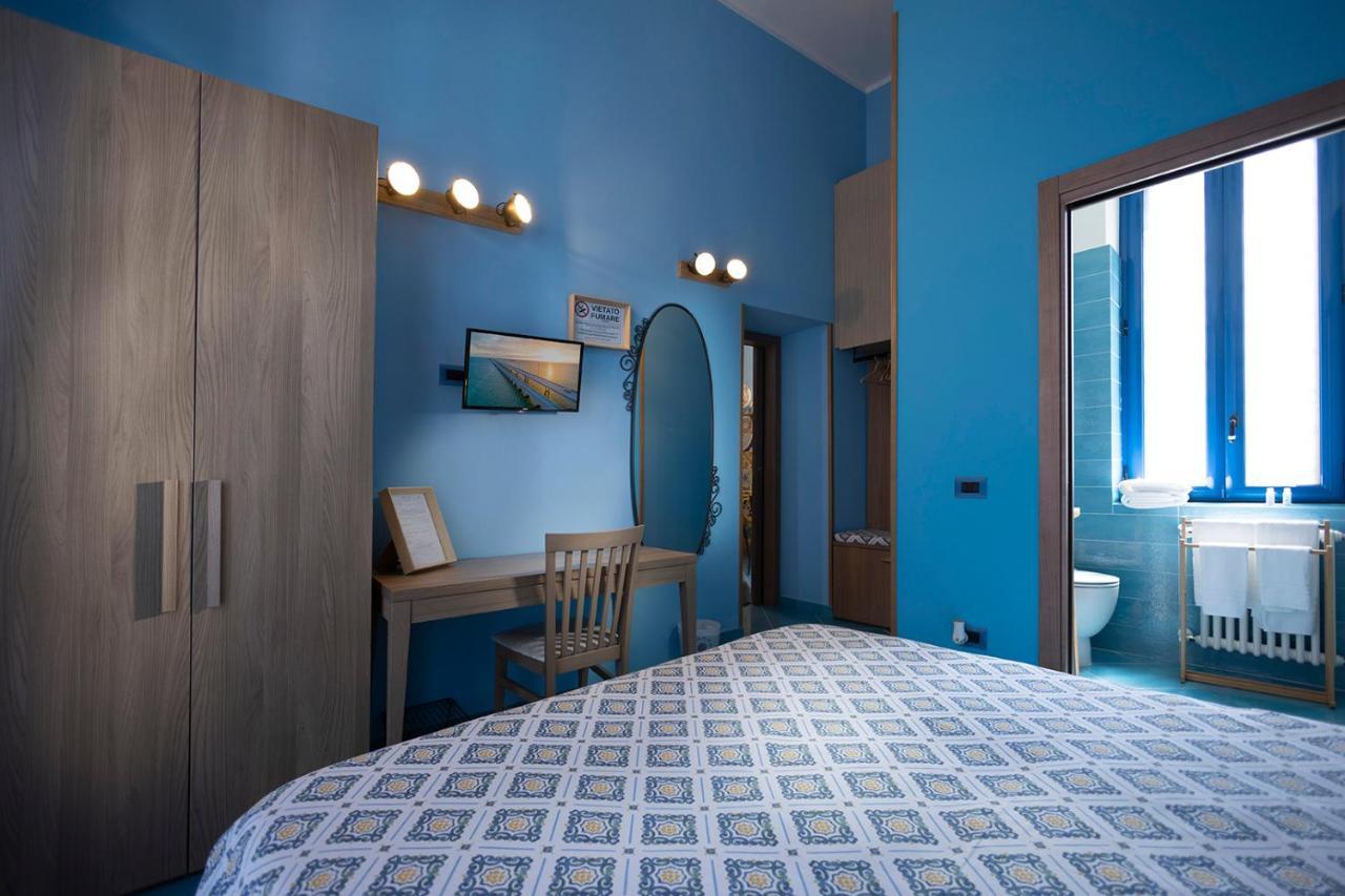 Casina Lambis Hotel Pozzuoli Exterior photo